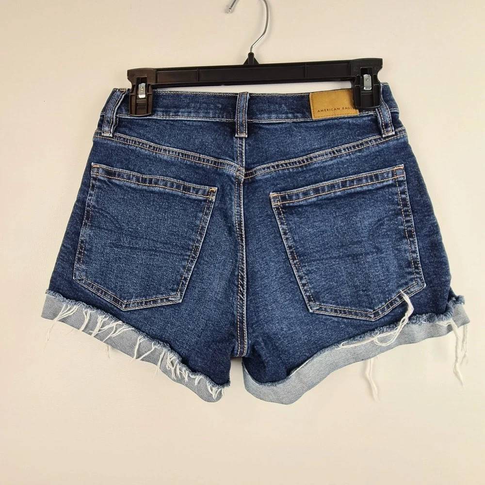 AE American Eagle '90s Boyfriend Short 2 Women's Jean Shorts Cuffed Hem Med Wash
